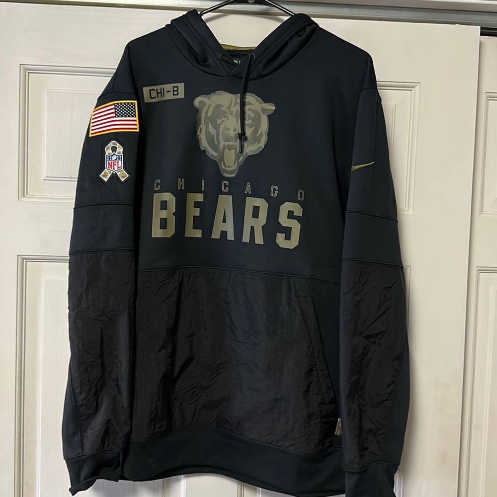 Chicago Bears Salute to Service hoodie 2021